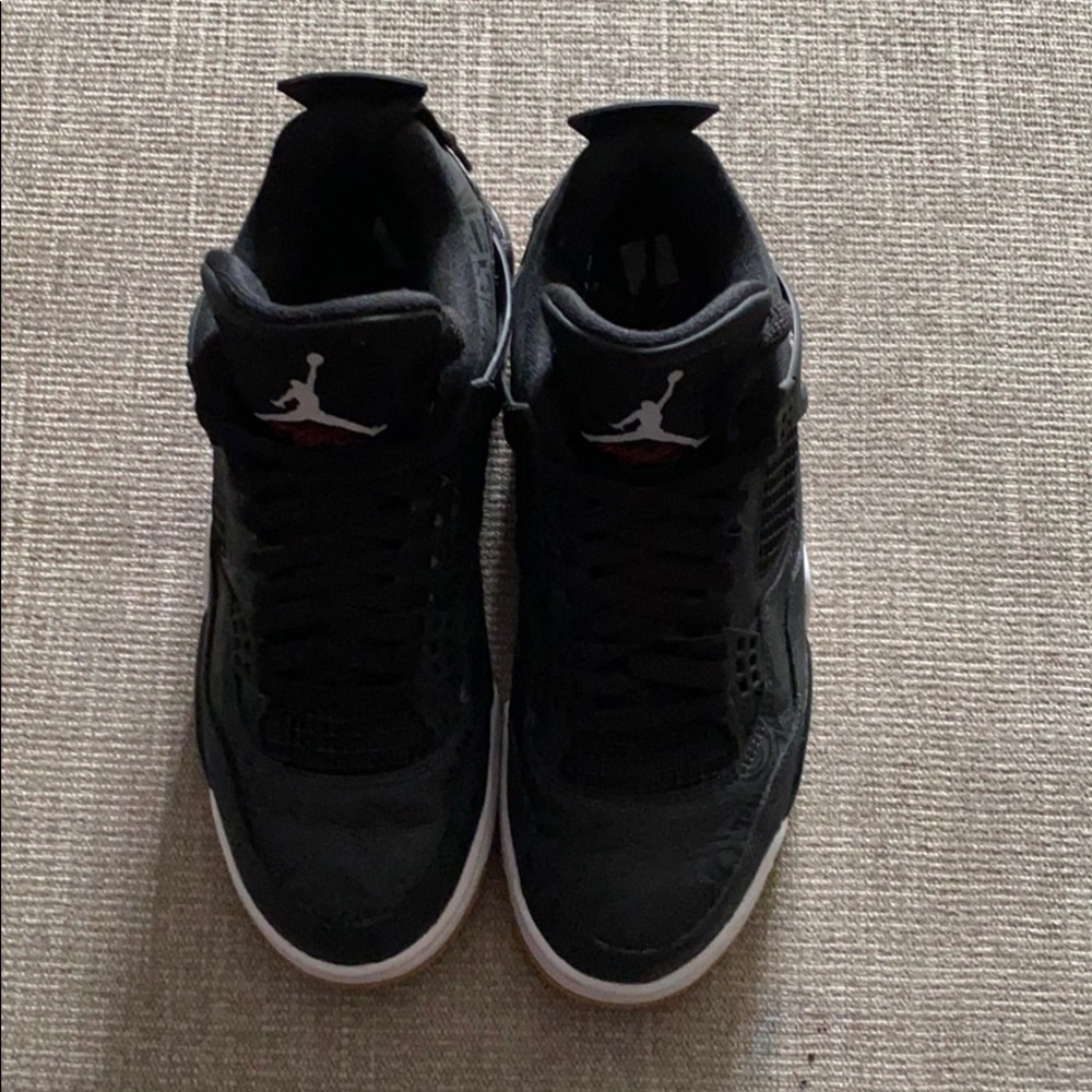 BLACK JORDAN RETRO 4 WITH GUMMY SOLE